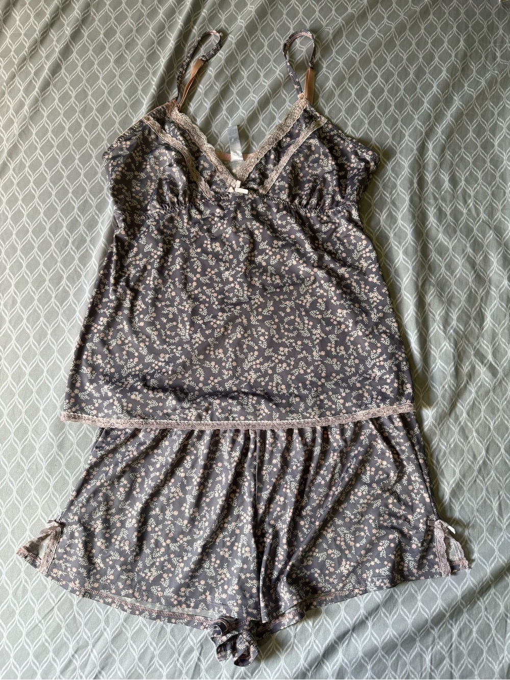 Floral Lace-Trim Sleep Cami & Short Set - Gray Floral